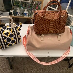 A lot of 3 Shoulder bags abd one Duffle bag mK and MK bag